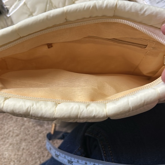 Quilted Puff Bag 10x7 cream - Picture 3 of 5